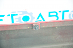 Left threshold Toyota Prius 30 10-15 red, crack in fastening