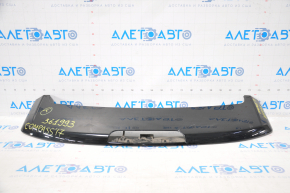 Jeep Compass 17-25 tailgate spoiler, chip mount melted