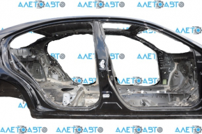 Body pillar central right Lexus ES300h ES350 13-18 on the body