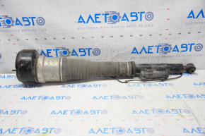 Mercedes W221 rear right air strut boot torn