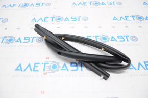 Rear hood seal Mazda 3 14-18 BM