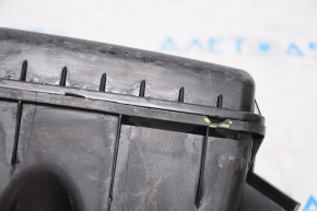 Resonator Subaru b10 Tribeca broken mount, defects along the edge