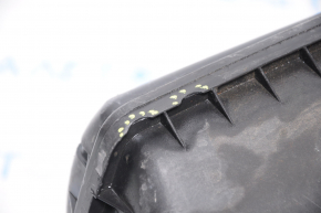 Resonator Subaru b10 Tribeca broken mount, defects along the edge