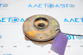Front right hub VW Passat b8 16-19 USA rusty