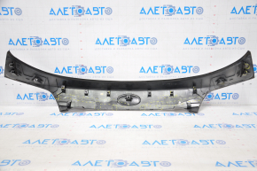Subaru Outback 15-19 trunk door trim cracks, broken fasteners