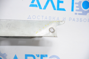 TV top bar Subaru b9 Tribeca with hood lock bar, dented corner