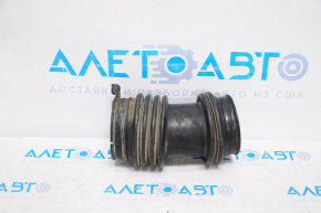 Air duct with resonator Infiniti FX35 03-08 rubber