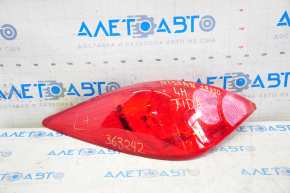 Left headlight Nissan Versa 1.8 10-12 corner broken, scratches on glass