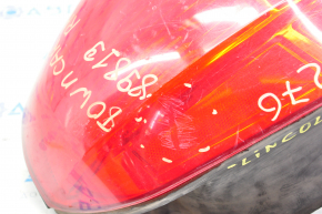 Right headlight Lincoln Town Car 98-11 scratches on glass
