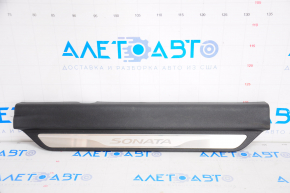 Door sill trim front right Hyundai Sonata 11-15 black, metal
