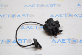 VW Tiguan 09-18 fuel filler flap lock edge broken