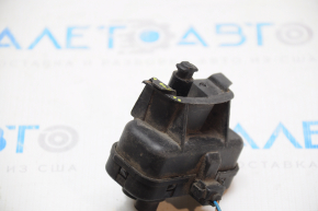 VW Tiguan 09-18 fuel filler flap lock edge broken
