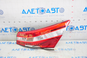 Light outer wing right Toyota Avalon 13-15 broken glass, cracked housing