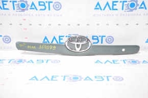 Toyota Camry v40 07-11 trunk lid trim with emblem no 1 fastener
