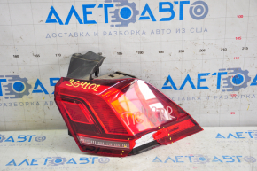 Light outer wing right VW Tiguan 18-24 usa broken glass