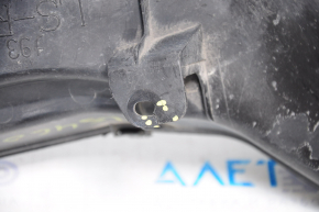 Brake cooling duct right Lexus LS460 LS600h 07-09 prerest, broken fasteners, missing fragment