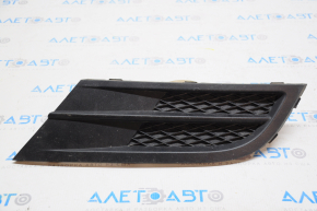 Front bumper grille side right VW Jetta 15-18 USA without fog lights, crack
