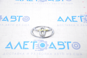 Toyota Camry trunk lid emblem v40 07-11