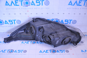 Headlight front right bare Ford Focus mk3 15-18 rest halogen, light, spider web, for polishing