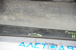 Left threshold Ford Focus mk3 11-18 structure, broken fastener