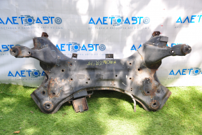 Front subframe Kia Sorento 10-15 2.4 brackets are dented