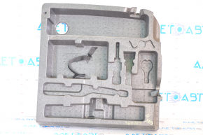 Foam plastic under the tool Fiat 500L 14-19 tears