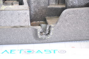 Foam plastic under the tool Fiat 500L 14-19 tears