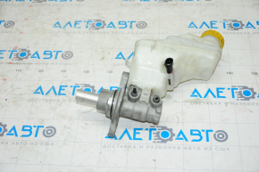 Brake master cylinder with reservoir Fiat 500L 14- manual transmission