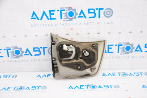 Inner light trunk lid right Lexus RX350 RX400h 06-07 rest, dark, chrome peeling, crack in housing