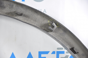 Front right fender arch trim Nissan Rogue 14-20 cracks in fasteners, no fasteners