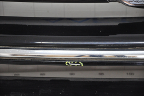 Radiator grill grill Ford Escape MK3 17-19 rest, black with chrome, scratch, chips on chrome