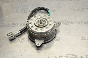 Cooling fan motor right Nissan Rogue 14-20 chip broken