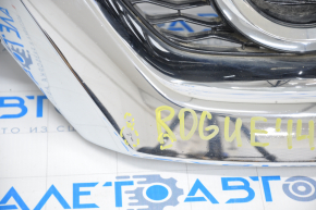 Radiator grill grill Nissan Rogue 14-15 without a camera with an emblem swelled chrome, pokes