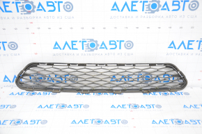 Lower grille front bumper Nissan Rogue 14-16 grille cracks