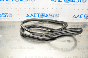 Chevrolet Camaro 16-23 coupe trunk lid seal, tear