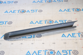 Insert in the side grille of the front bumper right VW Jetta 15-18 USA without fog lights, bumpers