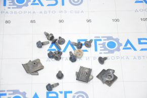 Nissan Rogue 14-20 fender hardware incomplete