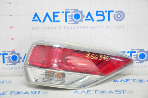 Light outer wing right Toyota Highlander 14-16 spider web on glass