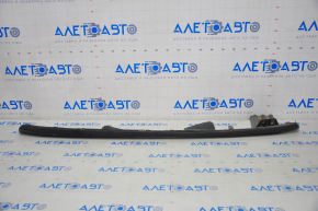 Rear bumper lip trim lower Toyota Highlander 14-19 structure, scratches, cracked crepe, dented