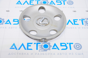 The central cap on the disk Lexus IS200 99-05 is worn, the fasteners are broken