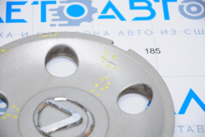 Central cap for Lexus IS200 99-05 disk scratches, broken fasteners