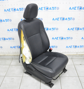 Passenger seat Toyota Highlander 14-16 without airbag, mechanical, leather black, shot