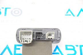 USB Hub, AUX Dodge Challenger 15-16