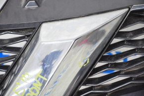 Radiator grill grill Nissan Rogue 14-15 without camera with emblem, chips on chrome