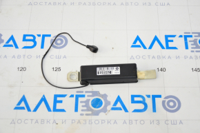Dodge Challenger 15-23 Antenna Booster