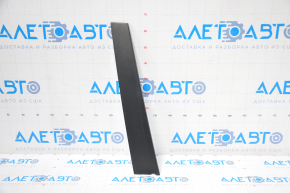 Toyota Prius V 12-17 front right side door trim