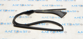 Upper rear right door seal for Lexus LS460 LS600h 07-17