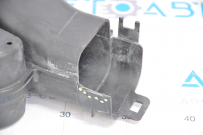 Nissan Rogue 14-20 air duct to filter, broken latch