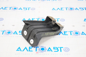 Rear bumper bracket right Chevrolet Malibu 13-16 dented