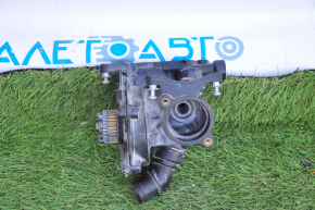 Cooling pump with thermostat housing assembly VW Passat b7 12-15 USA 1.8T without thermostat cover and flange